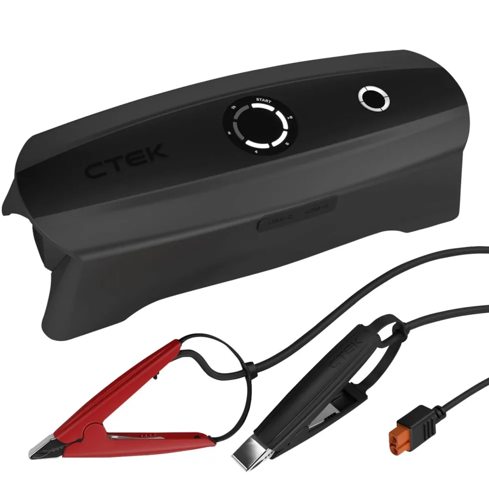 Ctek CS Free Bærbar batterilader og starthjelp