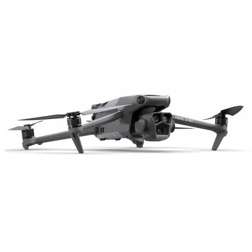 DJI Mavic 3 Pro RC Fly More Combo