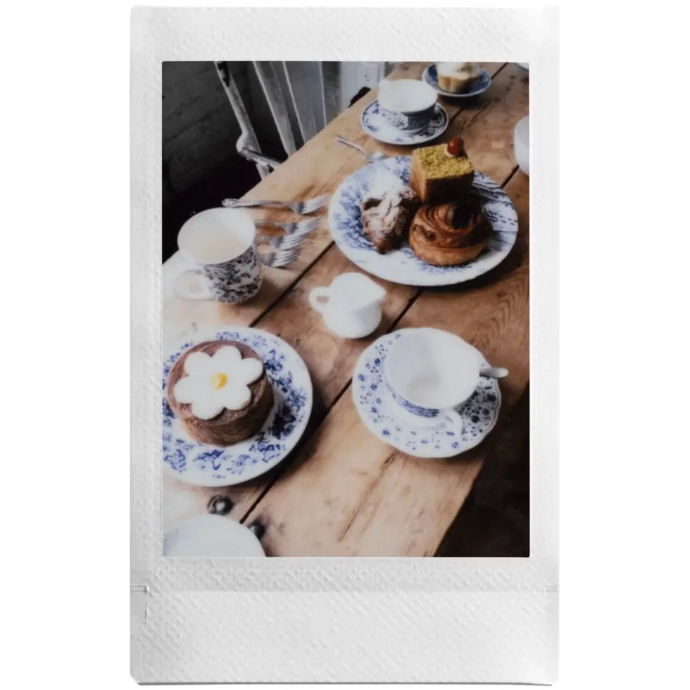 Fujifilm Instax Mini LiPlay. Hybrid instantkamera og smarttelefonskriver