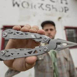 Gerber NXT Compact Multiverktøy 15 funksjoner