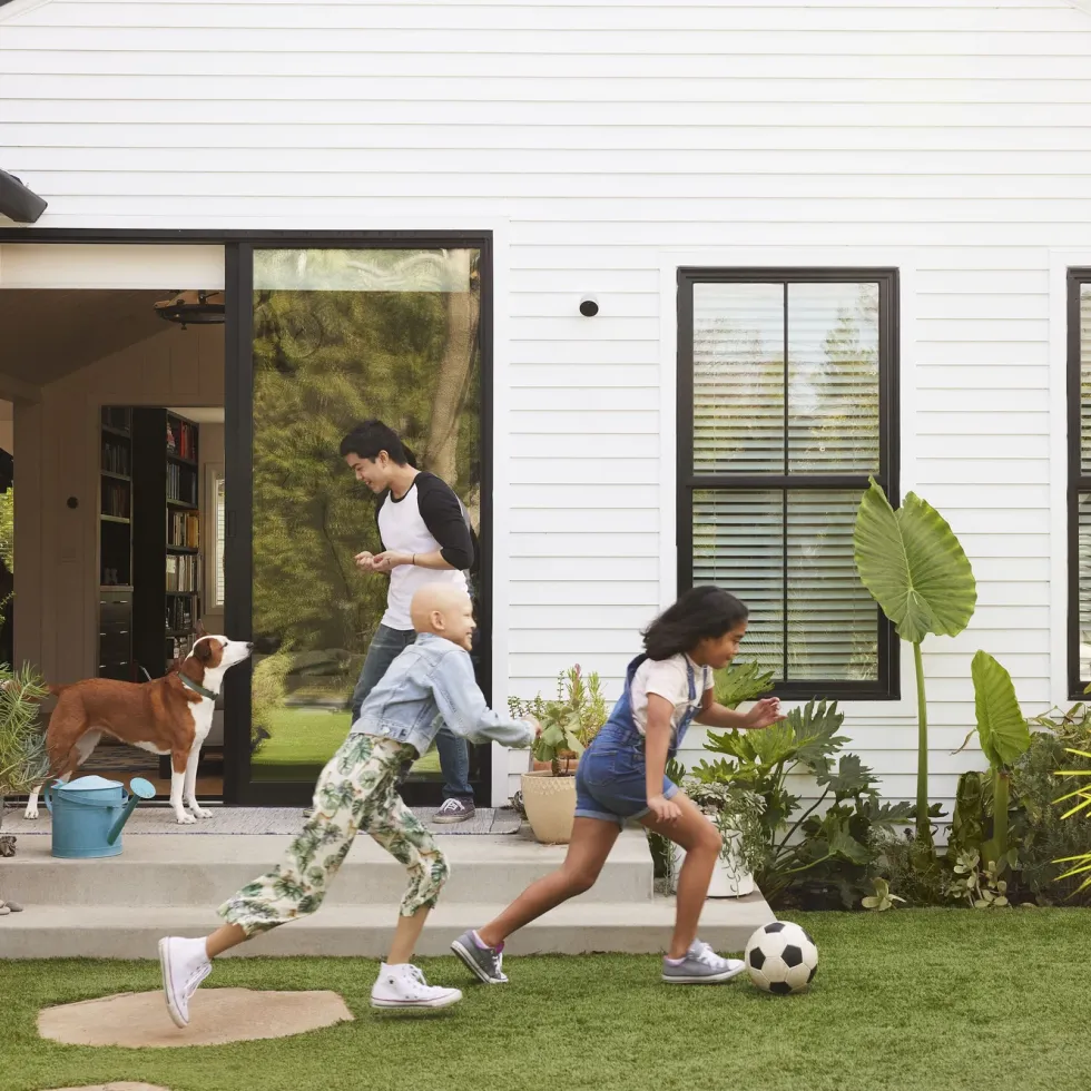 Google Nest Cam (batteri) Trådløst utendørskamera