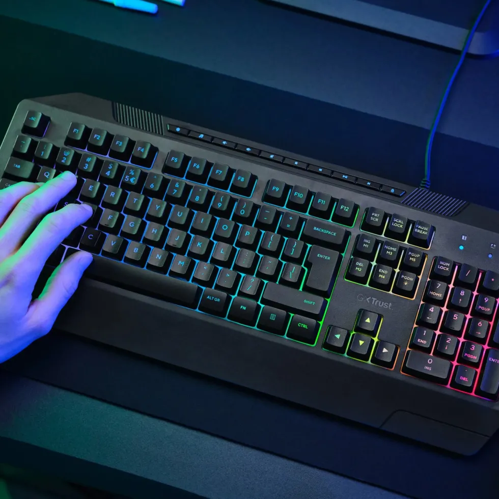 GXTrust GXT 836 Evocx RGB gamingtastatur