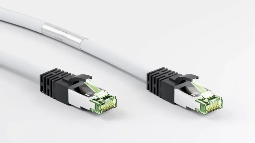 Halogenfri S/FTP-nettverkskabel Cat. 8.1 1 m