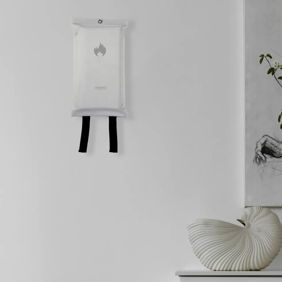 Housegard Brandfilt Design Edition 120x180 cm Hvit