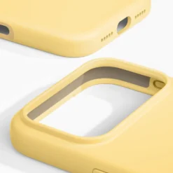 IDEAL OF SWEDEN Silicone MagSafe Case – mobildeksel til iPhone 17 Pro Max Soft Lemon