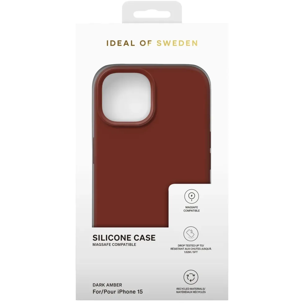 IDEAL OF SWEDEN Silikondeksel for iPhone 15 Dark Amber