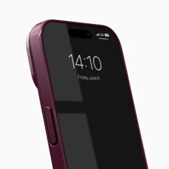 IDEAL OF SWEDEN Slim MagSafe Case – iPhone 13, 14, 15, 16e og 17e Glossy Cherry