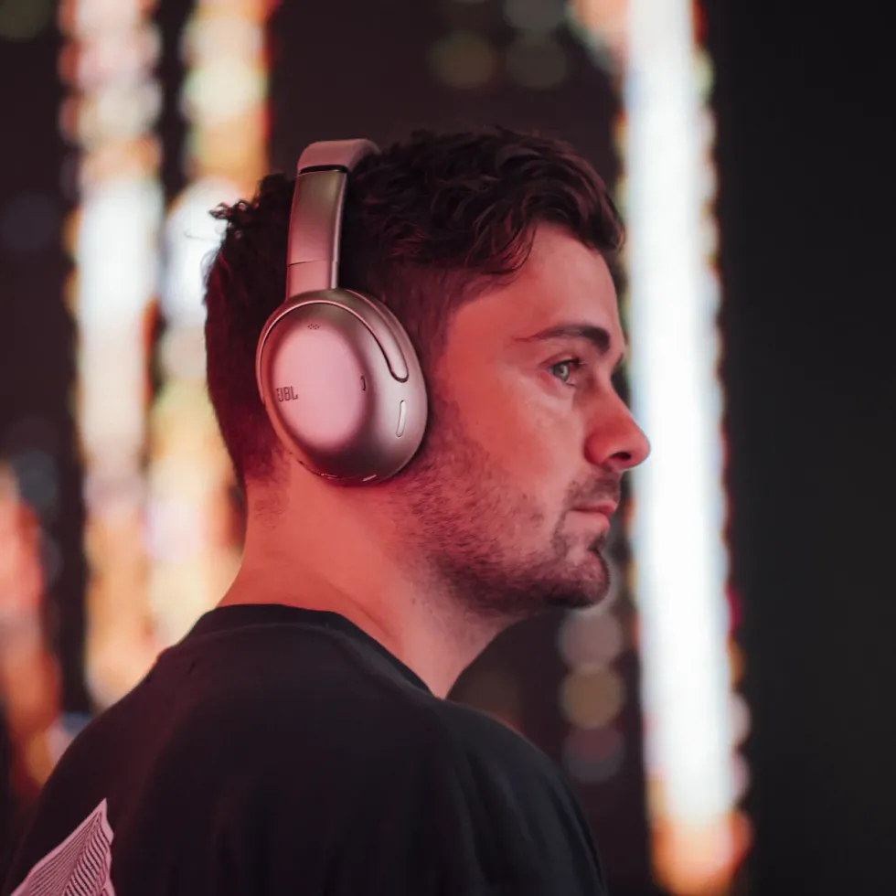 JBL Tour One M3 Black