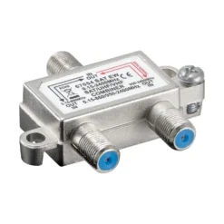 Kombinator for TV/radio og satellitt
