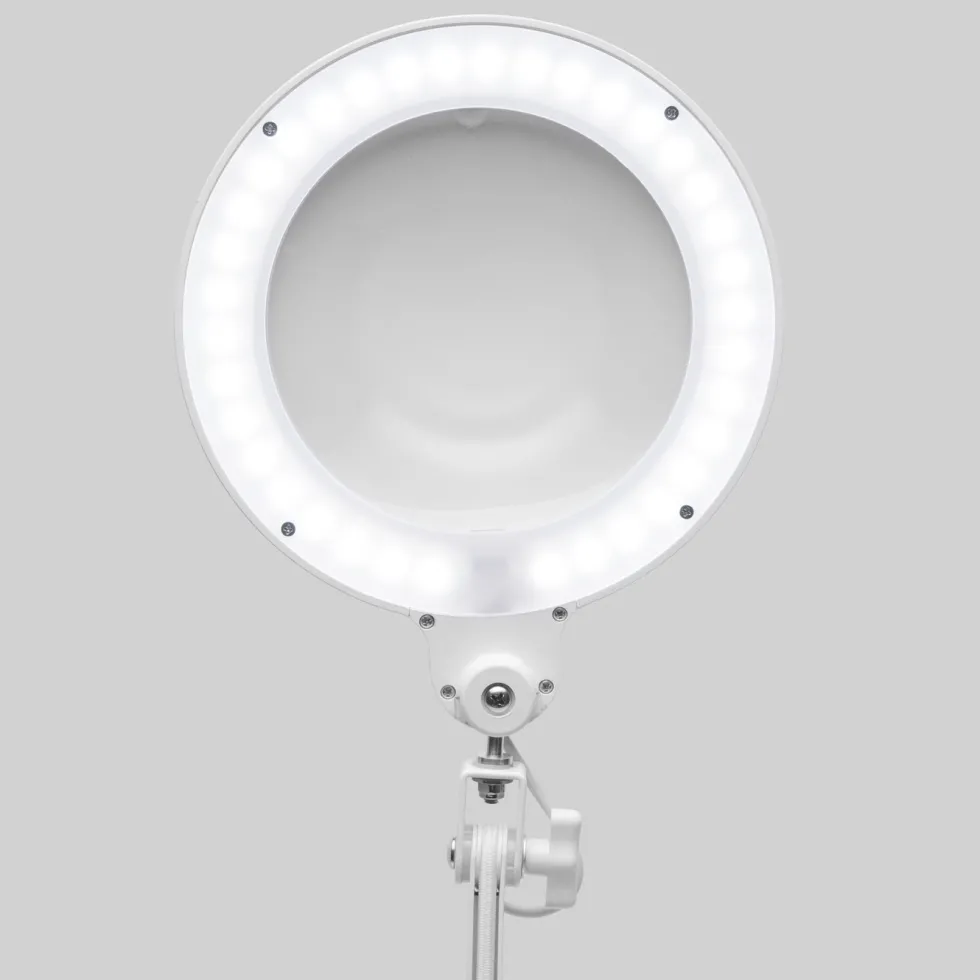 Ledsavers LED-arbeidslys med forstørrelse 570 lm