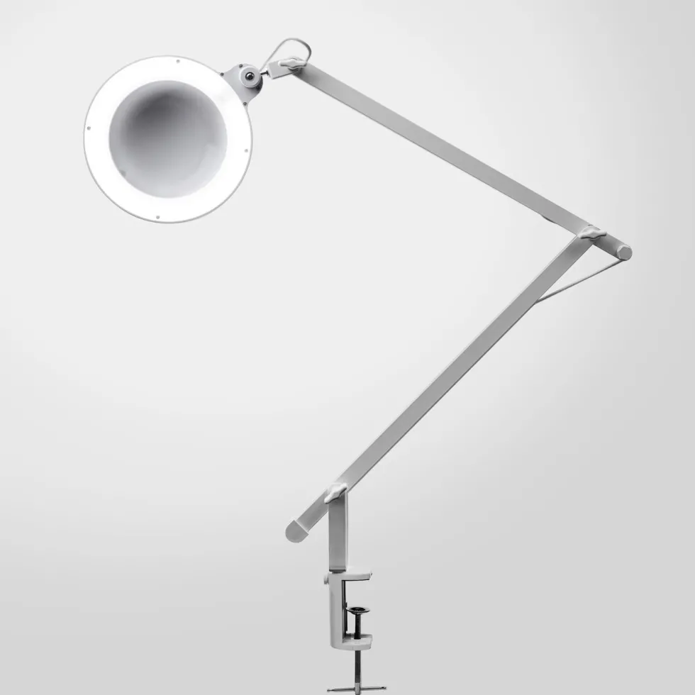 Ledsavers LED-arbeidslys med forstørrelse 570 lm