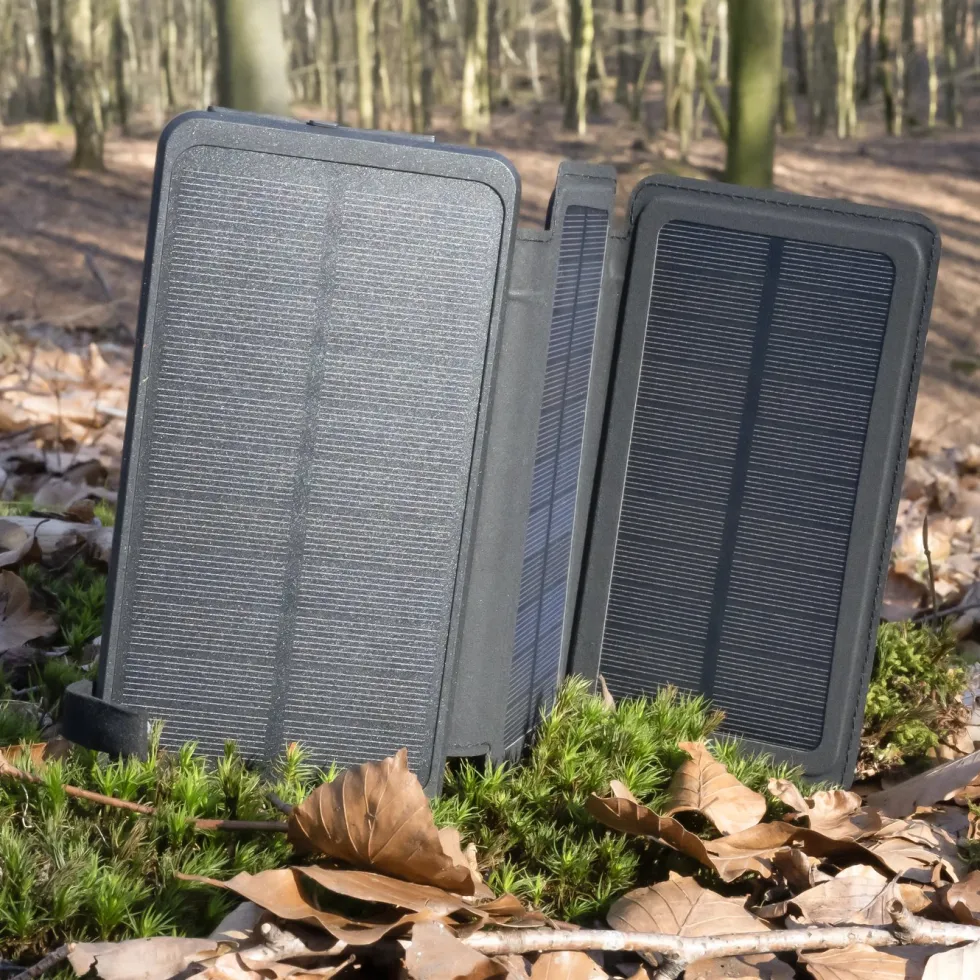 Linocell Powerbank med solcellelading 16 000 mAh