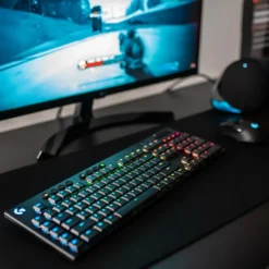 Logitech G 915 Lightspeed Mekanisk tastatur GL Clicky
