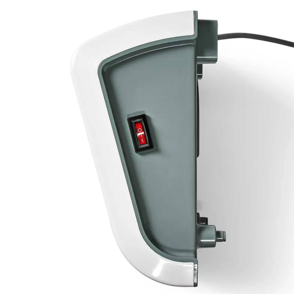 Nedis Baderomsovn – 2000 W med fjernkontroll