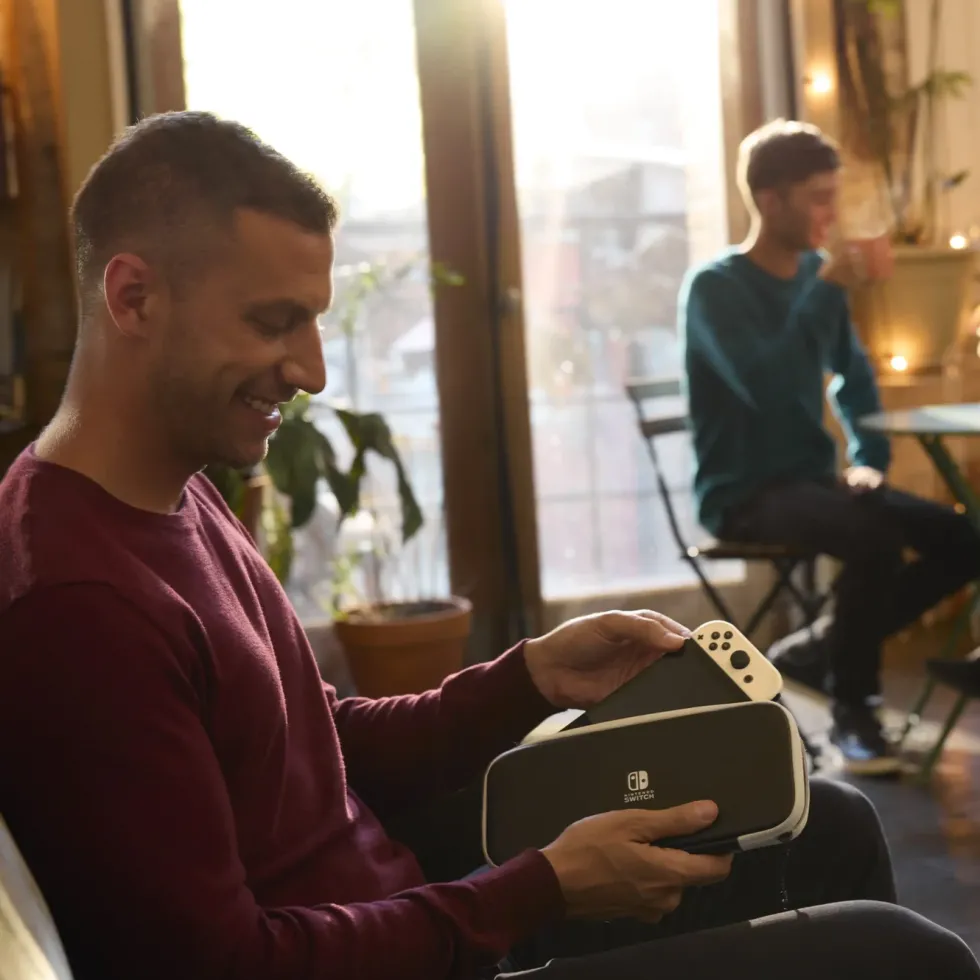 Nintendo Switch (OLED) Spillkonsol 7" Rød/Blå