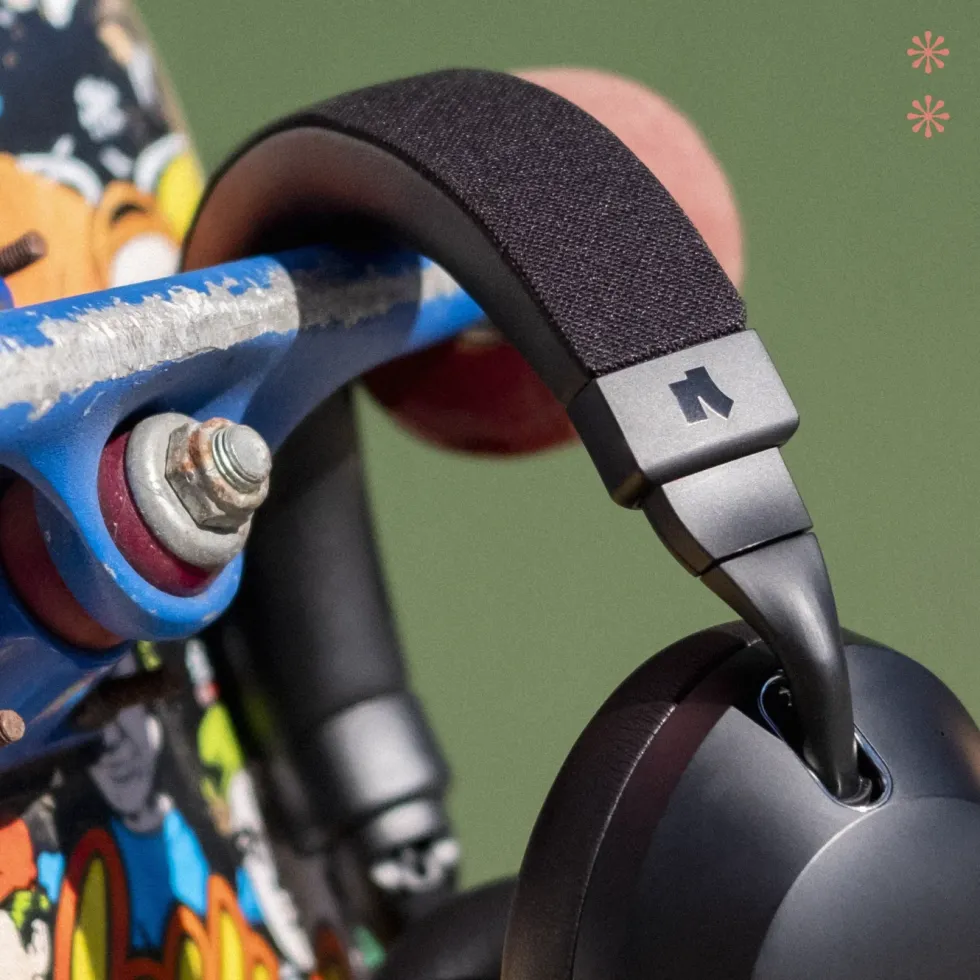 Nomadelic Hybrid ANC Headphones Solo 200