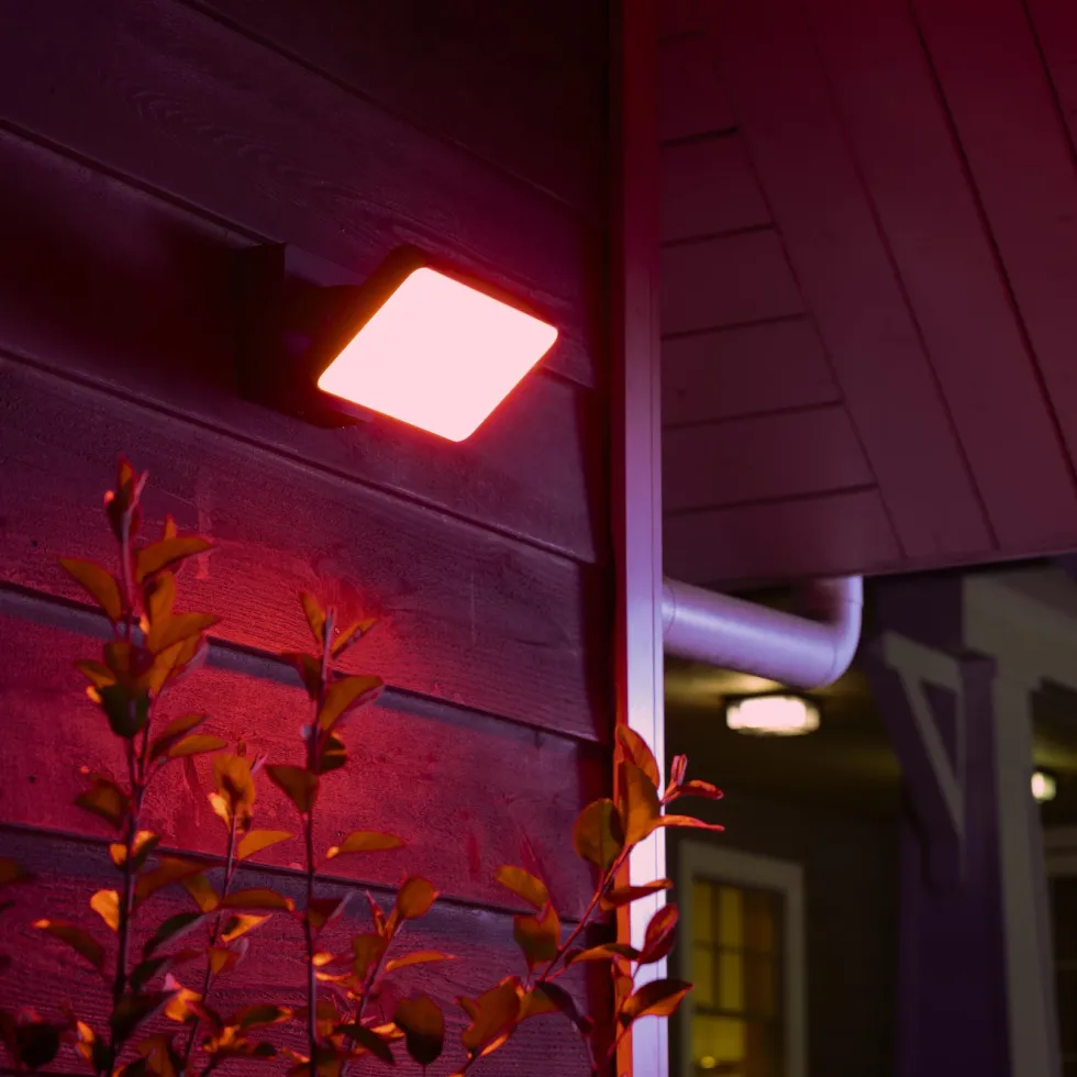 Philips Hue Discover Utendørslyskaster 2250 lm