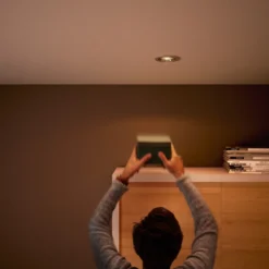 Philips LED-pære GU5,3 345 lm