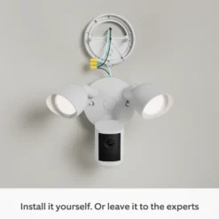 Ring Floodlight Cam Pro overvåkingskamera Retinal 2K Svart