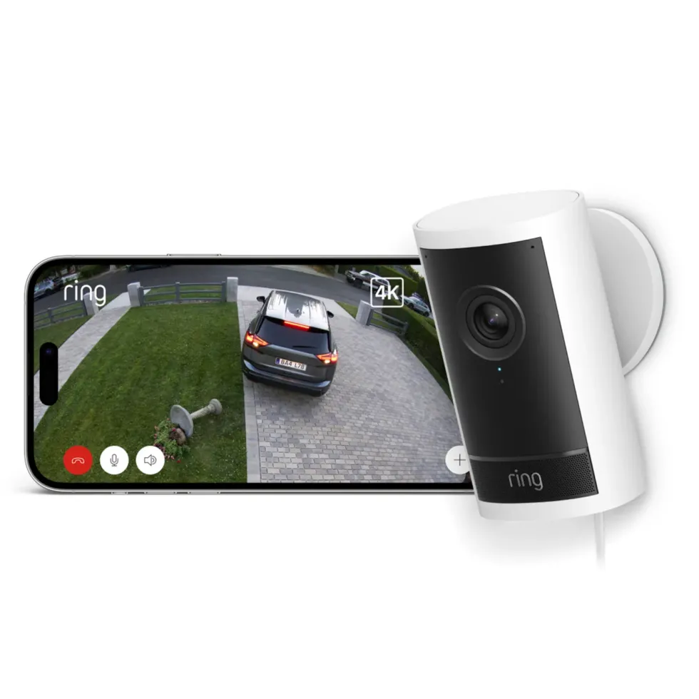 Ring Outdoor Cam Pro Plug-in - Retinal 4K overvåkingskamera Hvit