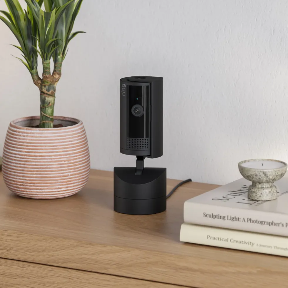 Ring Pan-Tilt Indoor Camera Svart