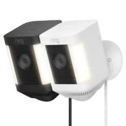 Ring Spotlight Cam Plus Plug-In Overvåkingskamera Hvit