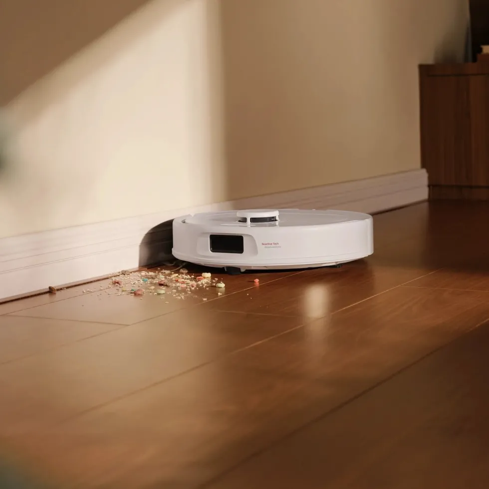 Roborock Qrevo S Pro robotstøvsuger med basestasjon Hvit