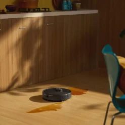 Roborock Q7 TF+ robotstøvsuger med basestasjon Svart