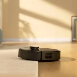 Roborock Q7 TF+ robotstøvsuger med basestasjon Svart