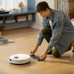 Roborock Q10 VF+ robotstøvsuger med basestasjon Hvit