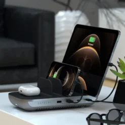 Satechi Dock5 USB-ladestasjon
