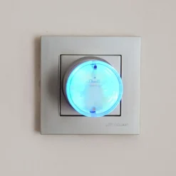 Shelly Wave Plug S LR – smart Z-Wave-plugg med energimåling Svart
