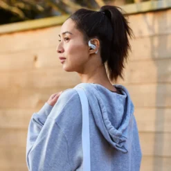 Shokz OpenFit 2+ open-ear-hodetelefoner Grå