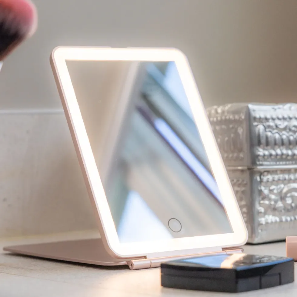 Sminkespeil med LED-belysning