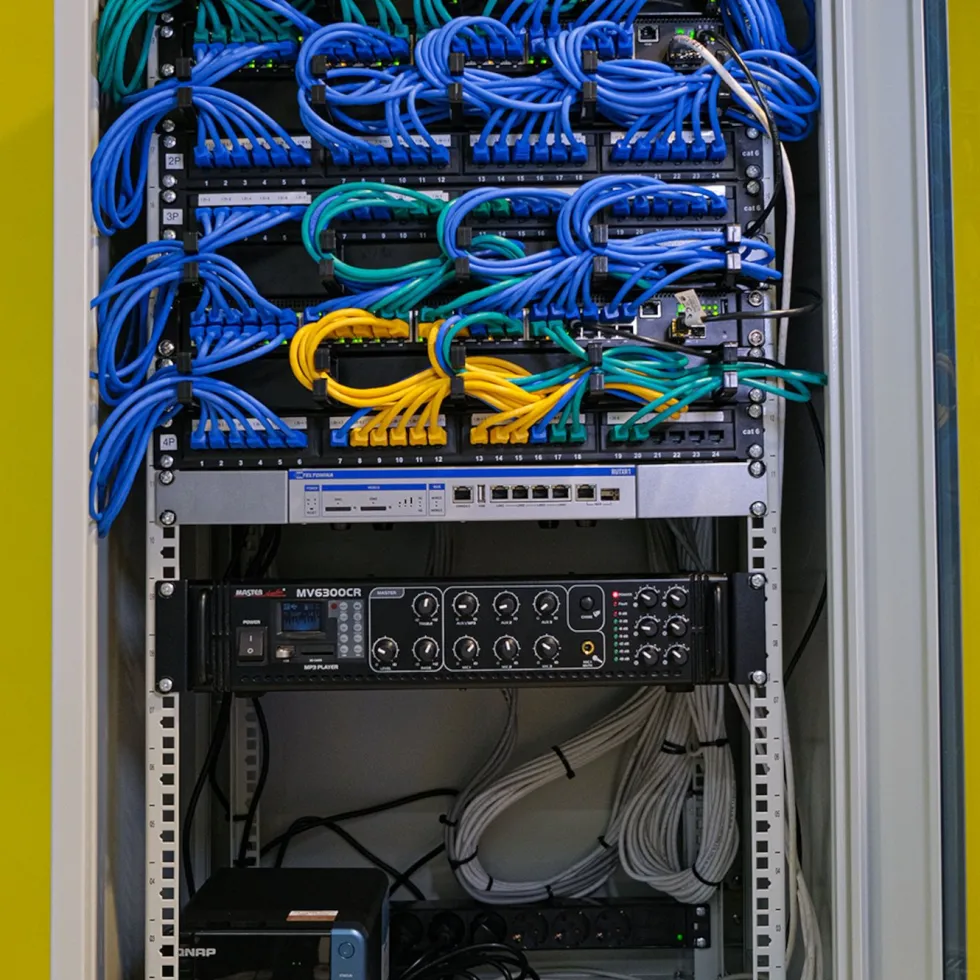 Teltonika RUTXR1 Rackmontert 4G-ruter