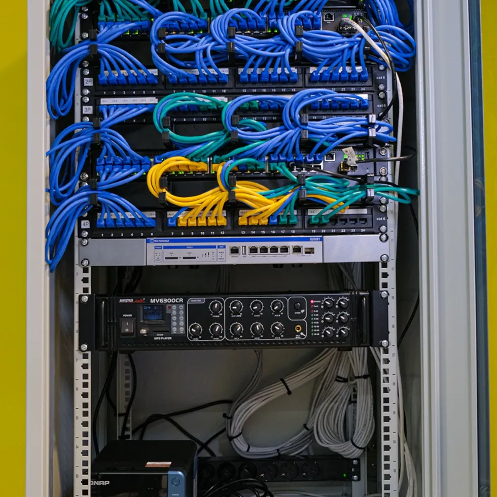 Teltonika RUTXR1 Rackmontert 4G-ruter