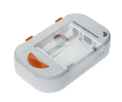 Universallader for kamera- og mobilbatteri