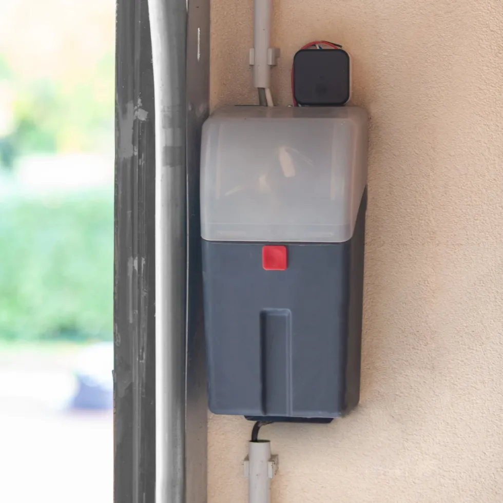 Yale Smart Opener for motordrevne garasjeporter